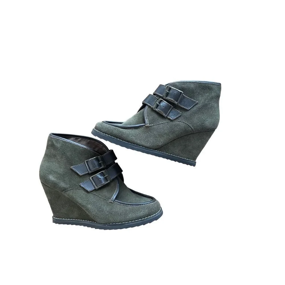Charles David Womens Olive Green Suede Ankle Boots Wedge Size 8.5
